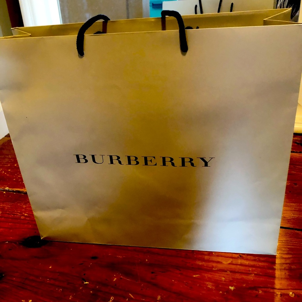 Burberry paper Shopping Bag